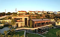 015-villa-juss-a-unique-family-retreat-in-turkey.jpg