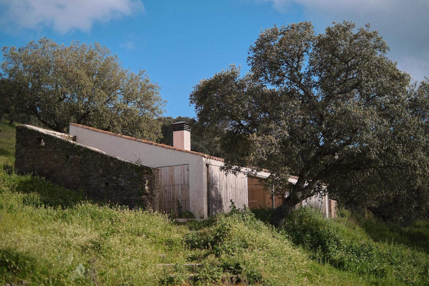 Cottage in La Vera: Rustic Vacation Home Near Spanish Forests