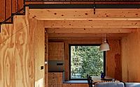 004-skylight-hut-by-atelier-hajny-evokes-a-classic-wood-cabin.jpg