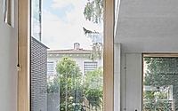 005-tiefes-haus-by-hga-henning-grahn-features-raw-concrete-surfaces.jpg