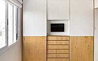 012-dona-oti-apartment-offers-functional-design-in-porto-alegre.jpg