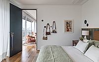 012-penthouse-apartment-is-a-brazilian-art-filled-retreat-in-sao-paulo.jpg