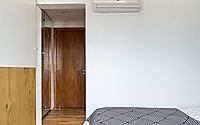 013-dona-oti-apartment-offers-functional-design-in-porto-alegre.jpg