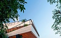 016-sena-house-by-remyarchitects-faces-privileged-river-views.jpg