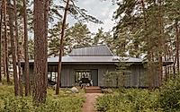 017-uzv-design-offers-harmonious-coastal-retreat-in-latvia.jpg