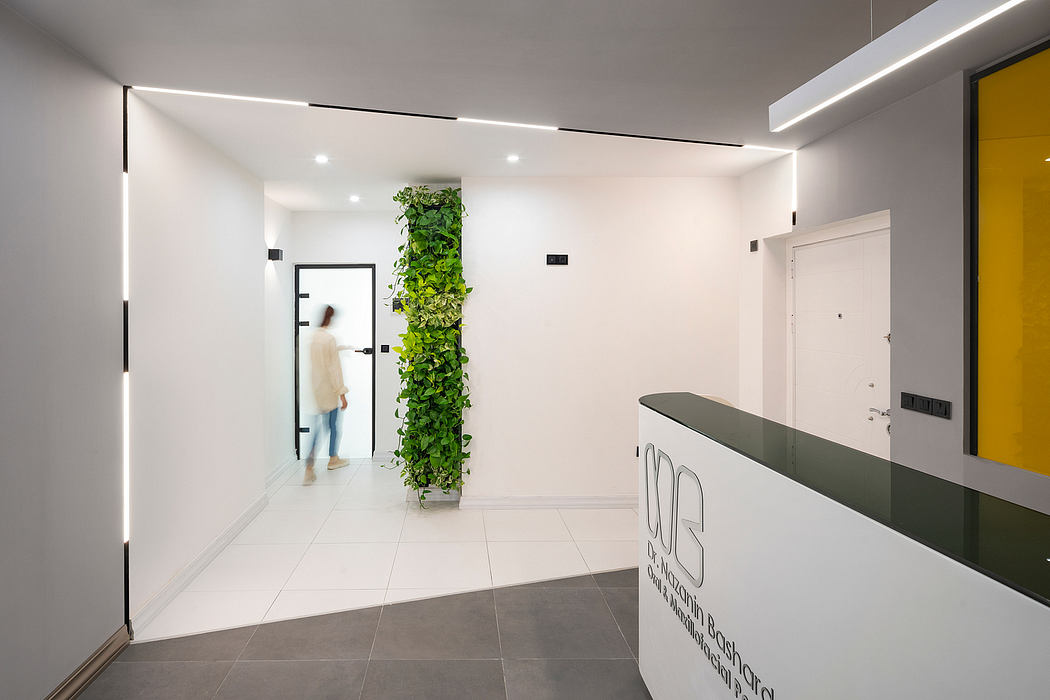 Bashardoust Dental Office by Ronak Roshan Office