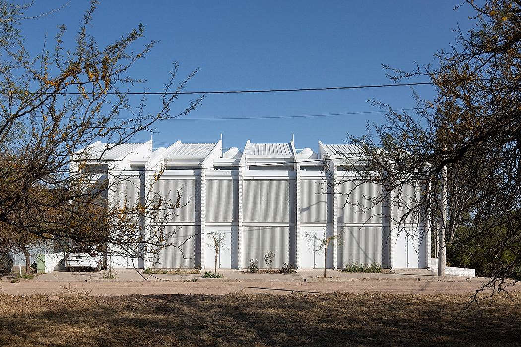 Housing in Jesús María Features Covered Patios with Vegetation