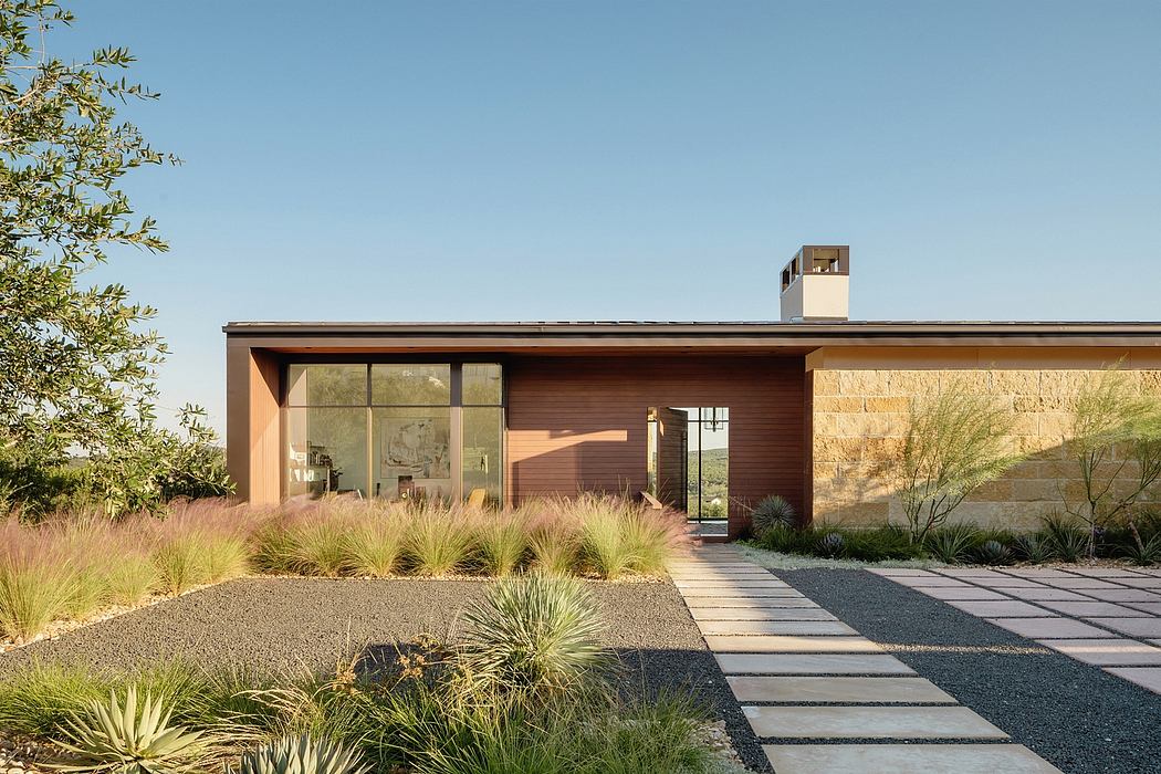 Laceback Terrace by LaRue Architects Blends with Hillside Landscape