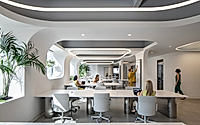 004-publicis-groupe-offices-by-ai-feature-clubhouse-inspired-spaces.jpg