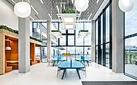 010-siemens-healthineers-translates-corporate-identity-into-interior-design.jpg