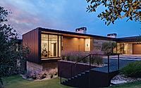 023-laceback-terrace-by-larue-architects-blends-with-hillside-landscape.jpg