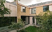 023-the-coach-house-is-a-family-home-in-london.jpg