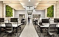 006-soma-tech-transforms-1920s-warehouse-into-dynamic-creative-office.jpg