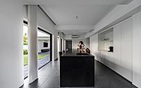 007-cc-house-by-fabian-tan-offers-panoramic-kuala-lumpur-views.jpg