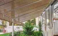 007-kresta-garden-house-01-reinterprets-greenhouse.jpg