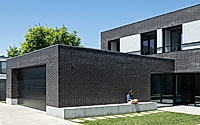 009-lblack-house-by-m2-senos-arquitectos.jpg