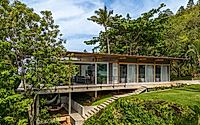 016-toque-toque-house-by-nitsche-offering-panoramic-atlantic-views.jpg
