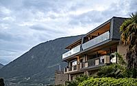 023-kuchelberg-apartments-blend-history-and-modernity-in-merano.jpg