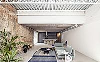 001-la-clara-reimagines-a-barcelona-loft.jpg