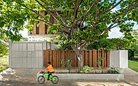 001-weathered-house-by-kamat-rozario-architecture.jpg