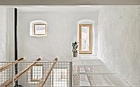 006-la-cris-transforms-traditional-house-into-light-soaked-haven-in-navarcles.jpg