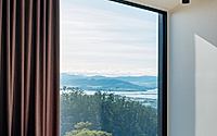008-eyrie-house-in-tasmania-offers-spectacular-views-and-design.jpg