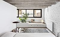 009-la-clara-reimagines-a-barcelona-loft.jpg