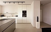 009-via-volta-apartment-by-archventil-defines-minimalismo-umano-elegance.jpg