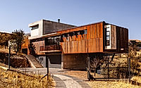 012-house-steffens-namibia-abode-fuses-nature-and-contemporary-design.jpg
