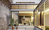 022-la-clara-reimagines-a-barcelona-loft.jpg