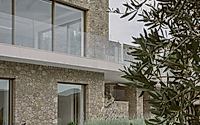 014-corfu-house-merges-modern-design-with-corfus-natural-landscape.jpg