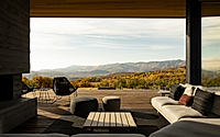 015-slot-haus-melds-with-elements-of-nature-for-relaxing-retreat-in-utah.jpg