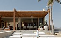 018-casa-suna-holiday-home-in-mexico-features-desert-inspired-patios.jpg