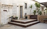 019-casa-balat-offers-sustainable-sicilian-farmhouse-experience.jpg
