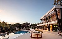 001-s-lorenzo-private-villa-embodies-luxury-living-with-bold-aesthetics.jpg