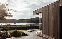 008-tidal-house-in-united-kingdom-tailored-to-owners-needs.jpg
