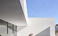 009-ppa-house-in-portugal-by-noarq.jpg