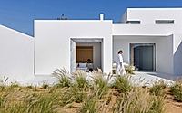 001-paros-residence-by-studio-seilern-architects.jpg