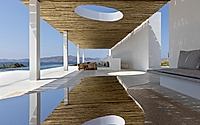 010-paros-residence-by-studio-seilern-architects.jpg