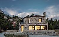 010-stoneview-house-by-lantavos-projects.jpg