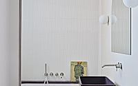 011-roman-apartment-by-sopru-studio.jpg
