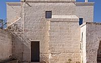 018-masseria-sant-aniello-delivers-timeless-elegance-with-farmstead-design.jpg