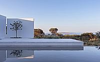 019-paros-residence-by-studio-seilern-architects.jpg