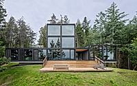 001-discovery-bay-house-by-dekleva-gregoric-architects.jpg