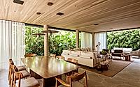 004-campo-verde-house-creates-a-tropical-oasis-for-family-in-sao-paulo.jpg