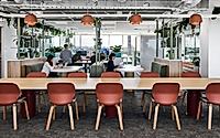 008-gsk-interior-redefines-inclusivity-driven-workspace.jpg