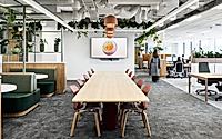 009-gsk-interior-redefines-inclusivity-driven-workspace.jpg