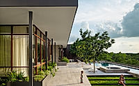 009-lake-view-residence-by-alterstudio-architecture.jpg
