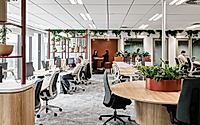 010-gsk-interior-redefines-inclusivity-driven-workspace.jpg