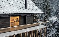 017-twin-alpine-houses-by-dekleva-gregoric-architects.jpg